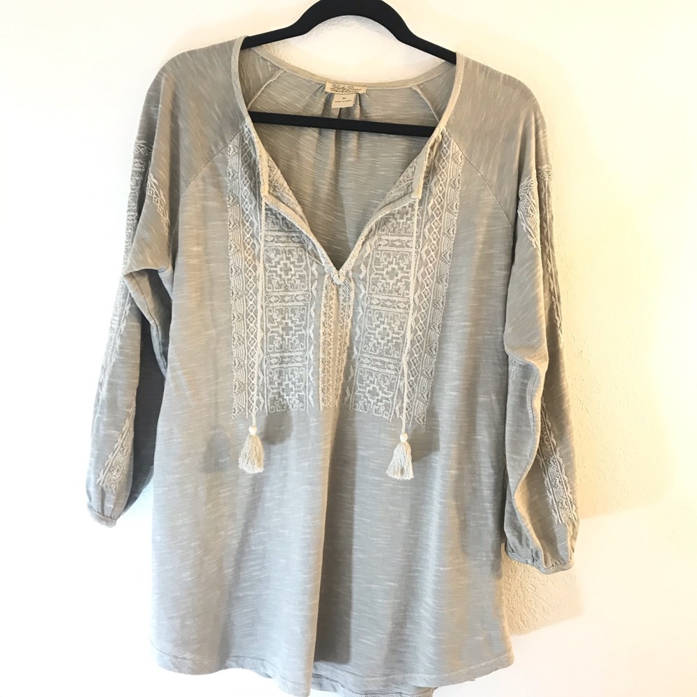 Lucky Brand Gray Embroidered Boho Top